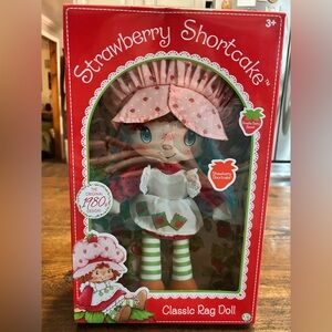 Strawberry Shortcake Original 1980s Design 14" Rag Doll Berry Scented Brand New